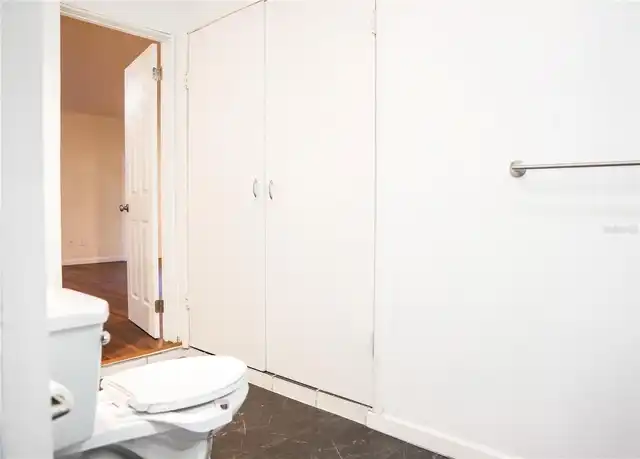 Listing Photo 15