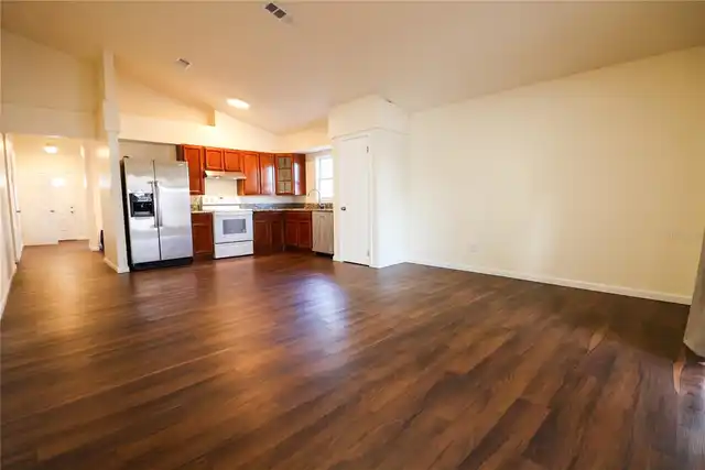 Listing Photo 38