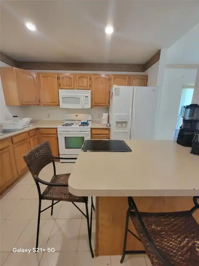 Listing Photo 9