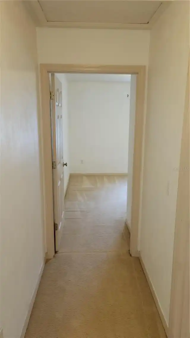 Listing Photo 14