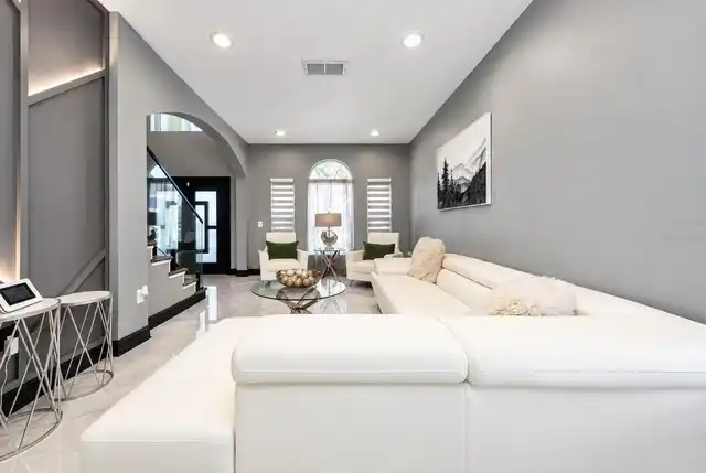 Listing Photo 7