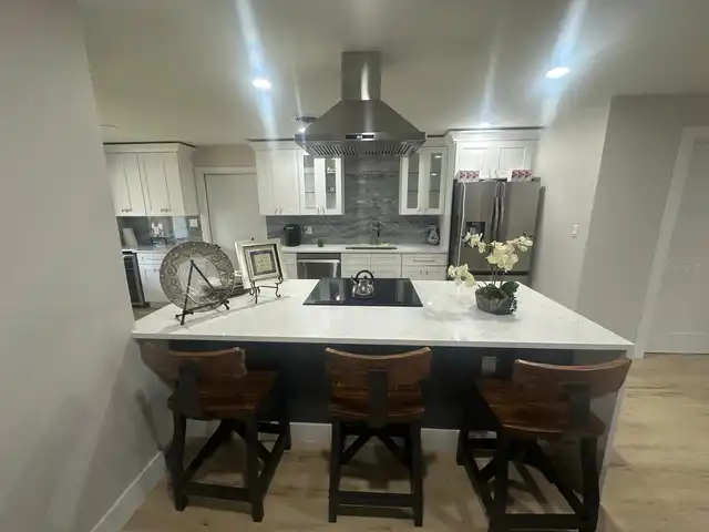 Listing Photo 9