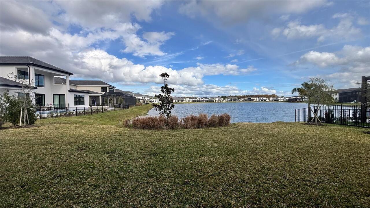 Listing Photo 8