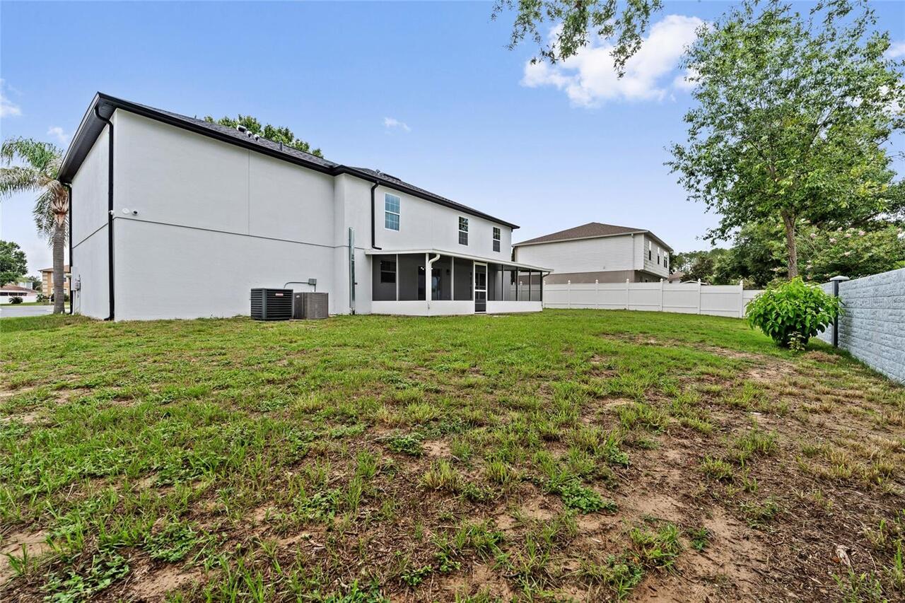 Listing Photo 38