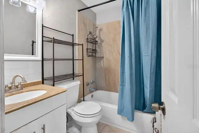 Listing Photo 11