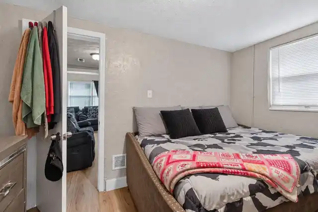 Listing Photo 22