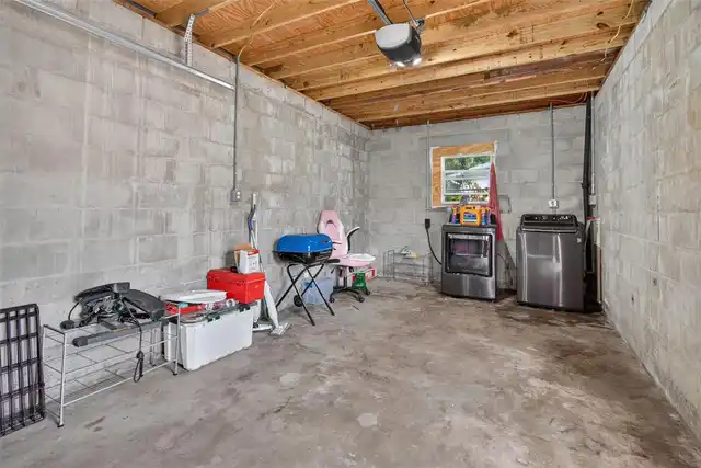 Listing Photo 28
