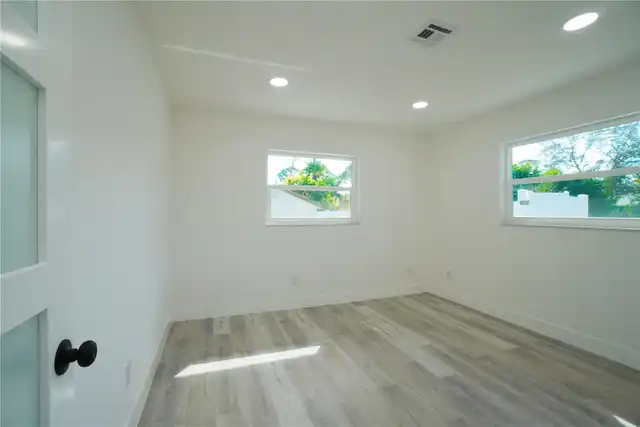 Listing Photo 35