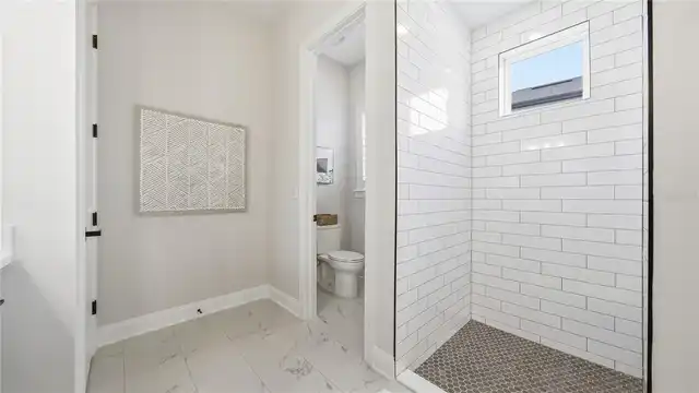 Listing Photo 37