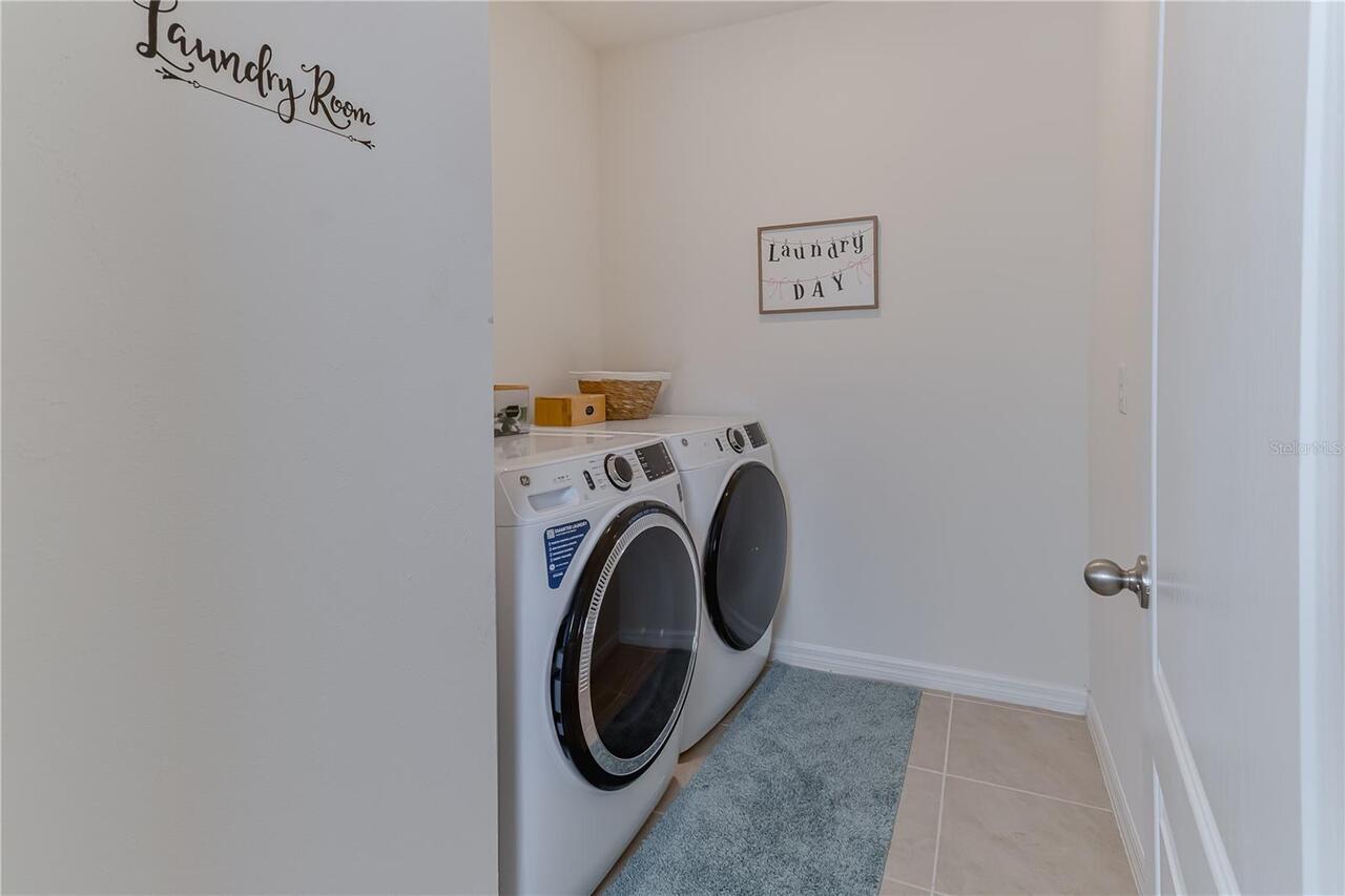 Listing Photo 9