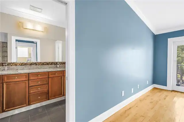 Listing Photo 14