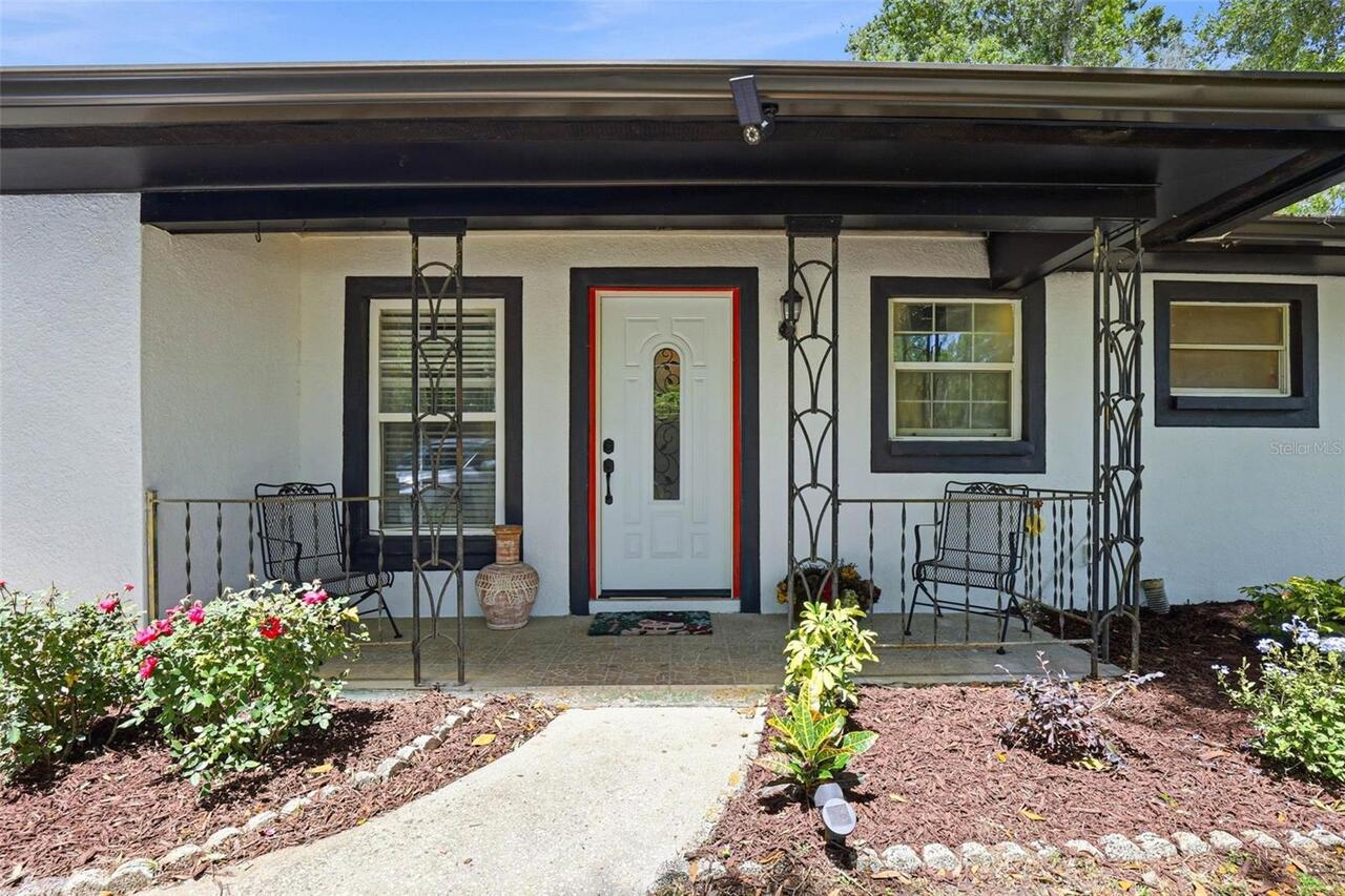 Listing Photo 8