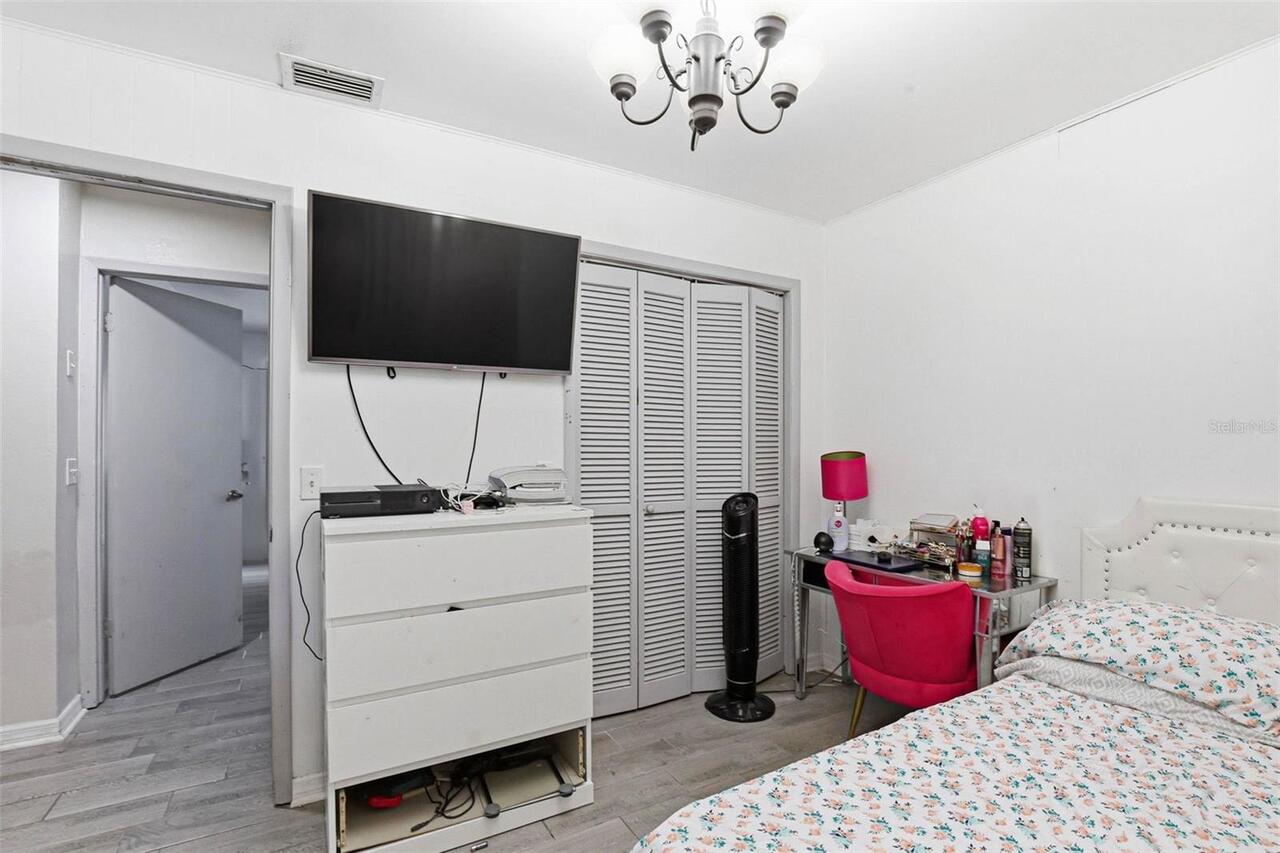 Listing Photo 32