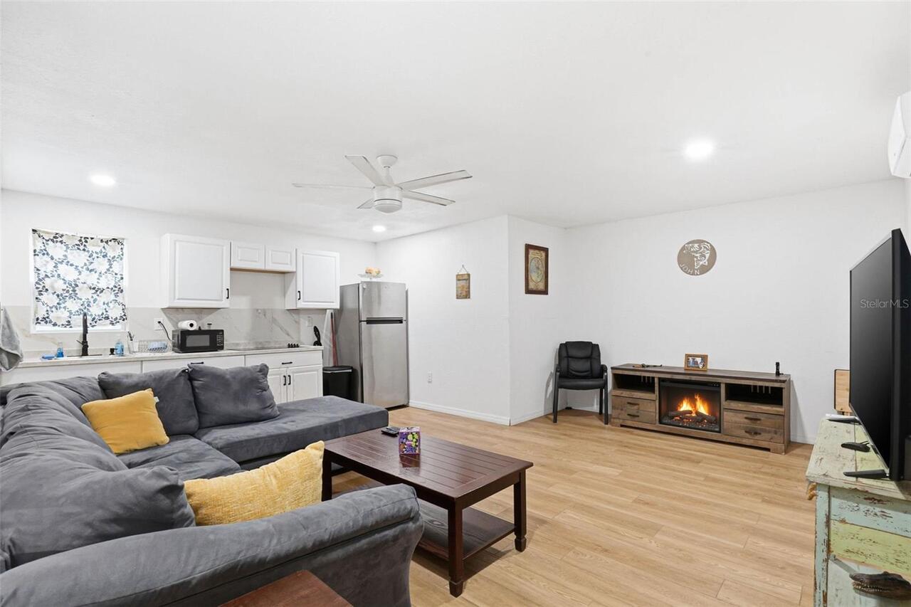 Listing Photo 43