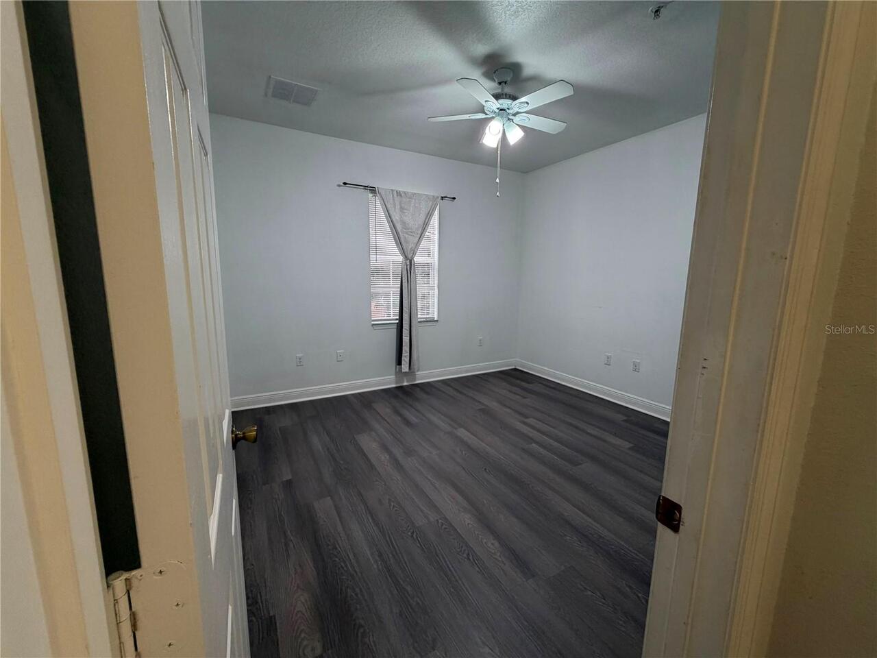 Listing Photo 14