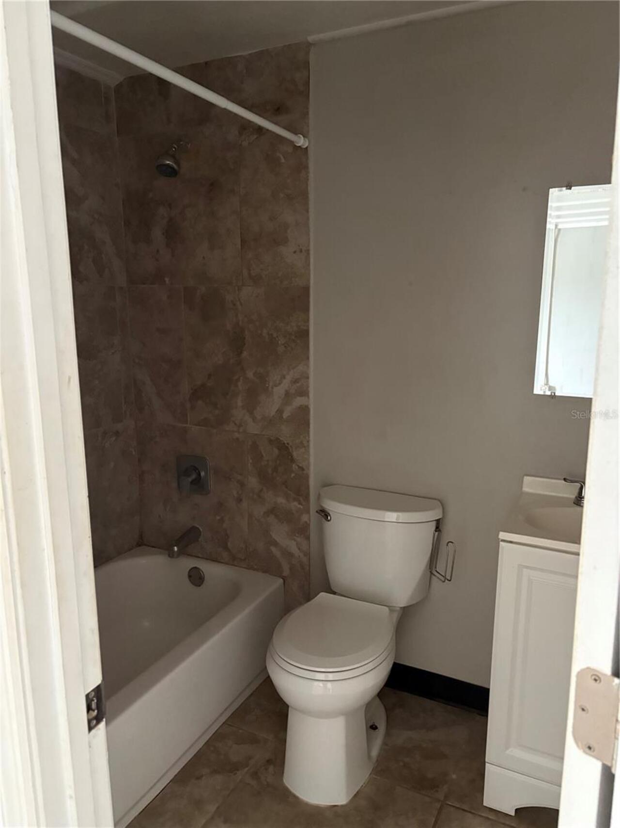 Listing Photo 7