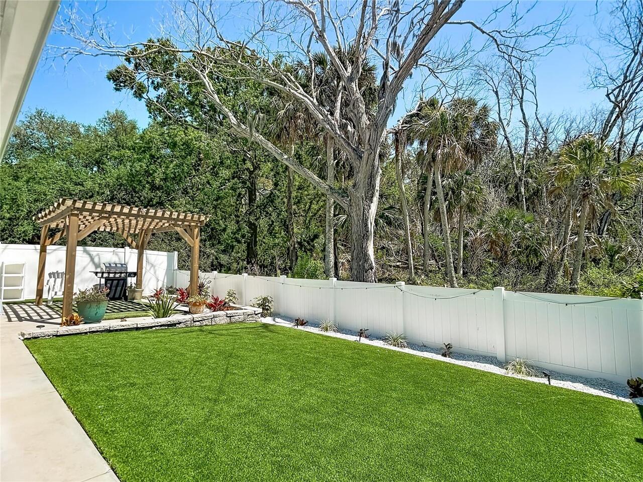Listing Photo 44