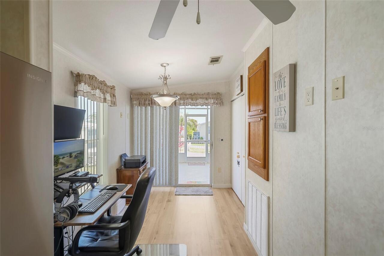 Listing Photo 8