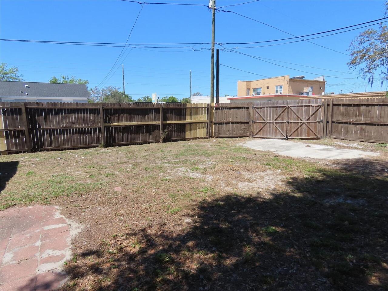 Listing Photo 8