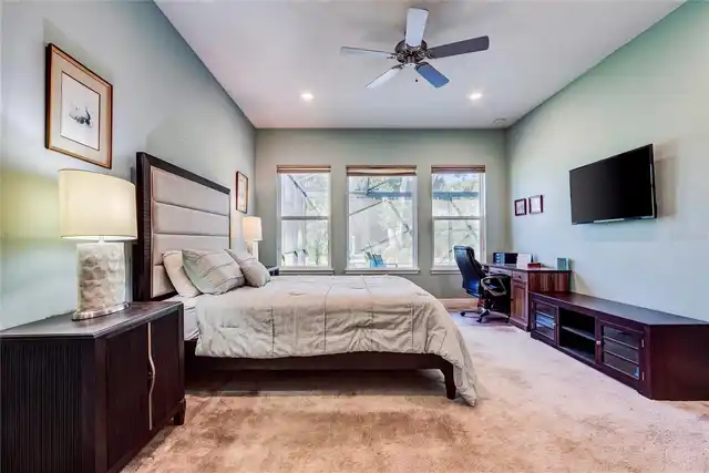 Listing Photo 34