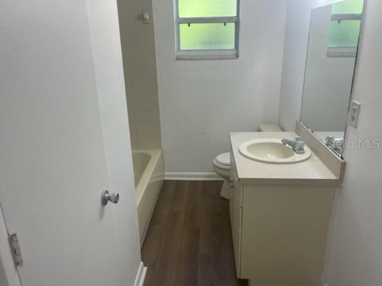 Listing Photo 6