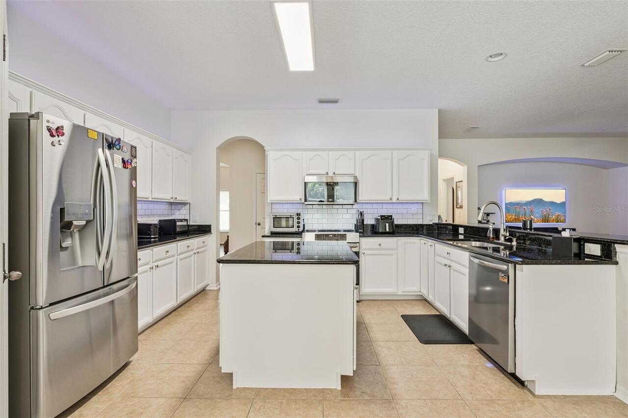 Listing Photo 15