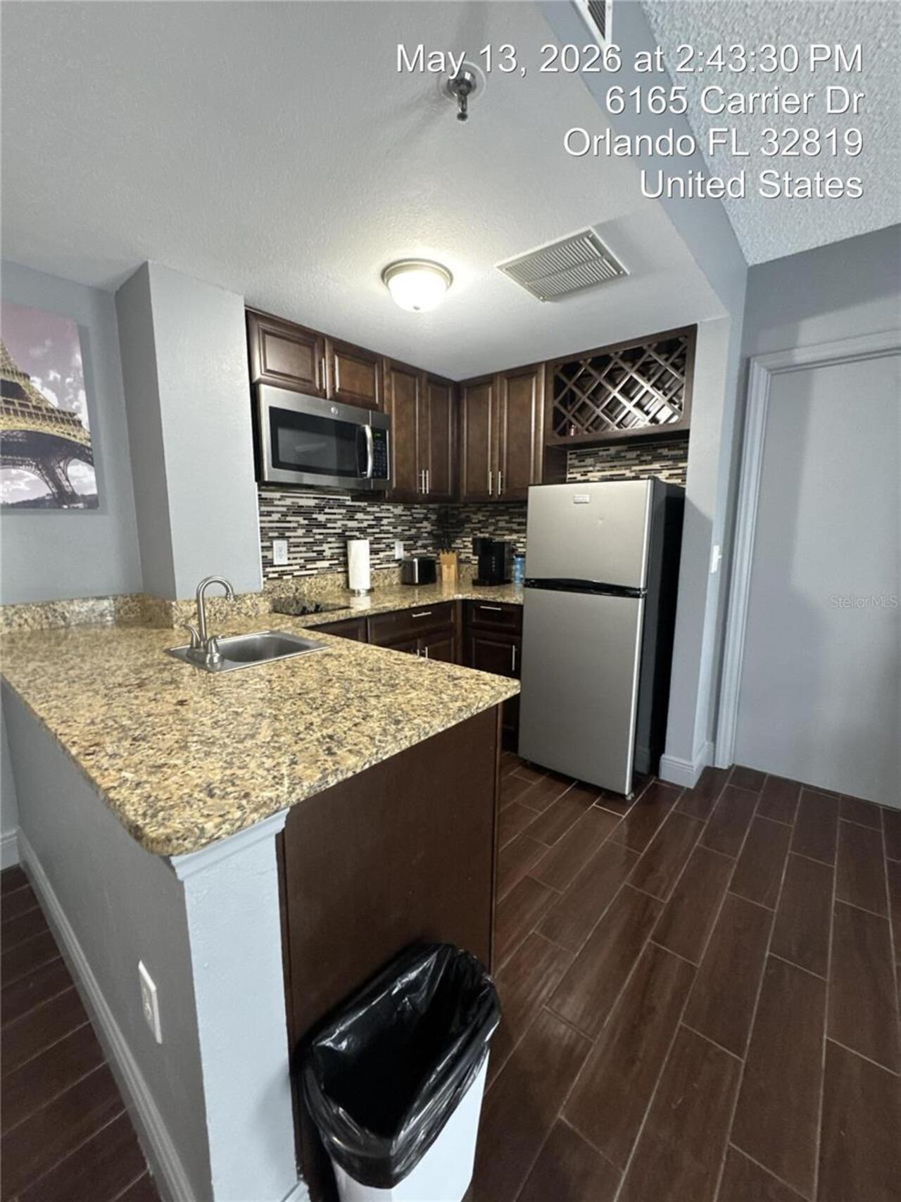 Listing Photo 11