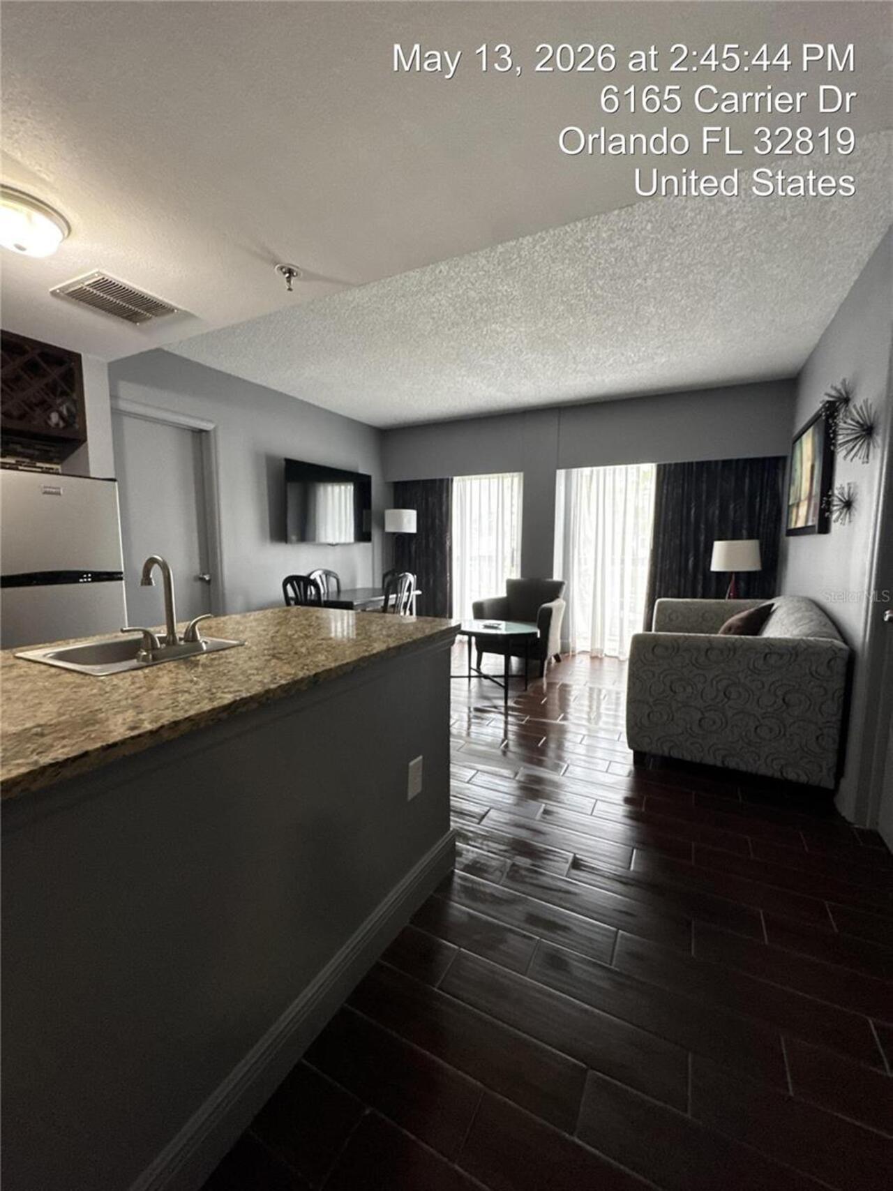 Listing Photo 12