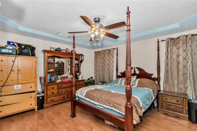Listing Photo 23