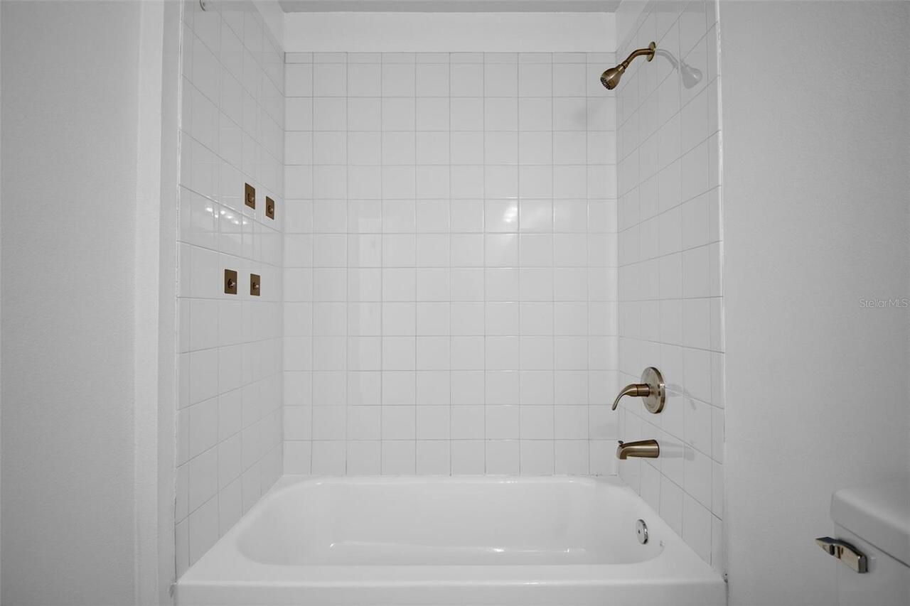 Listing Photo 34