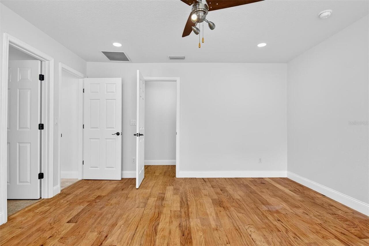 Listing Photo 37