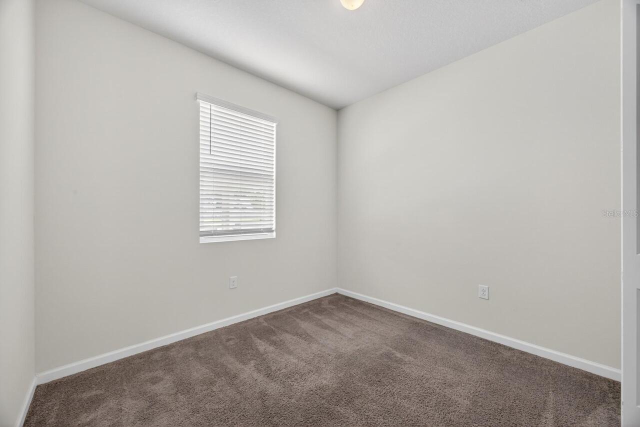 Listing Photo 14