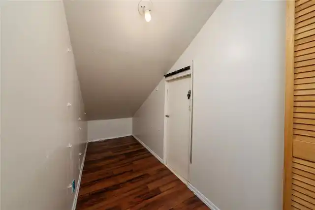 Listing Photo 21