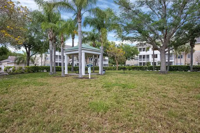 Listing Photo 39