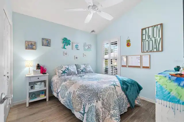 Listing Photo 18