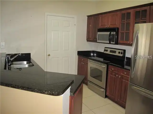 Listing Photo 7