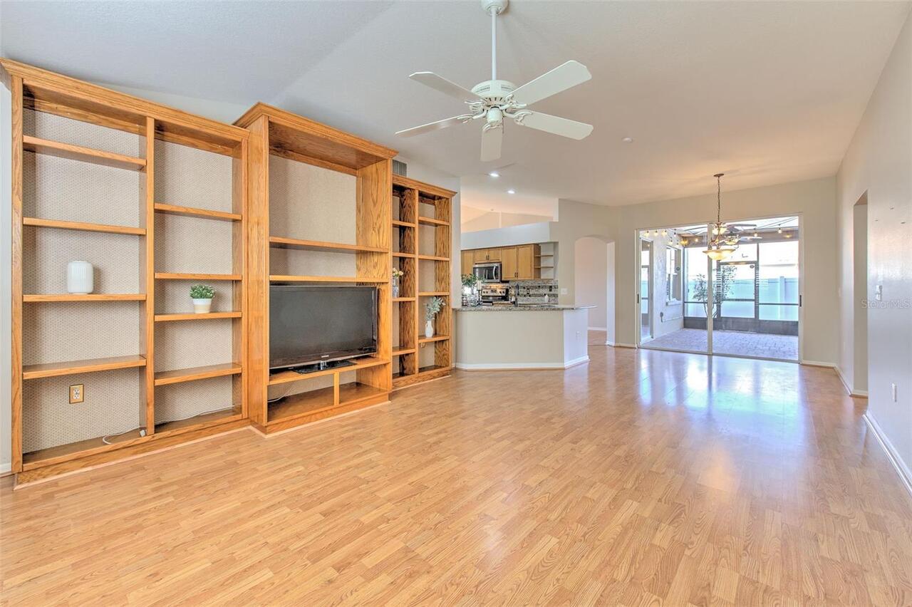 Listing Photo 16