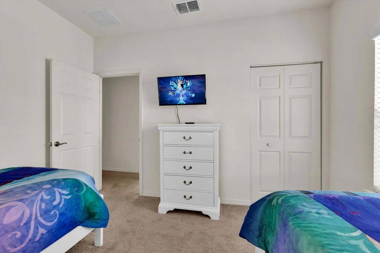 Listing Photo 14