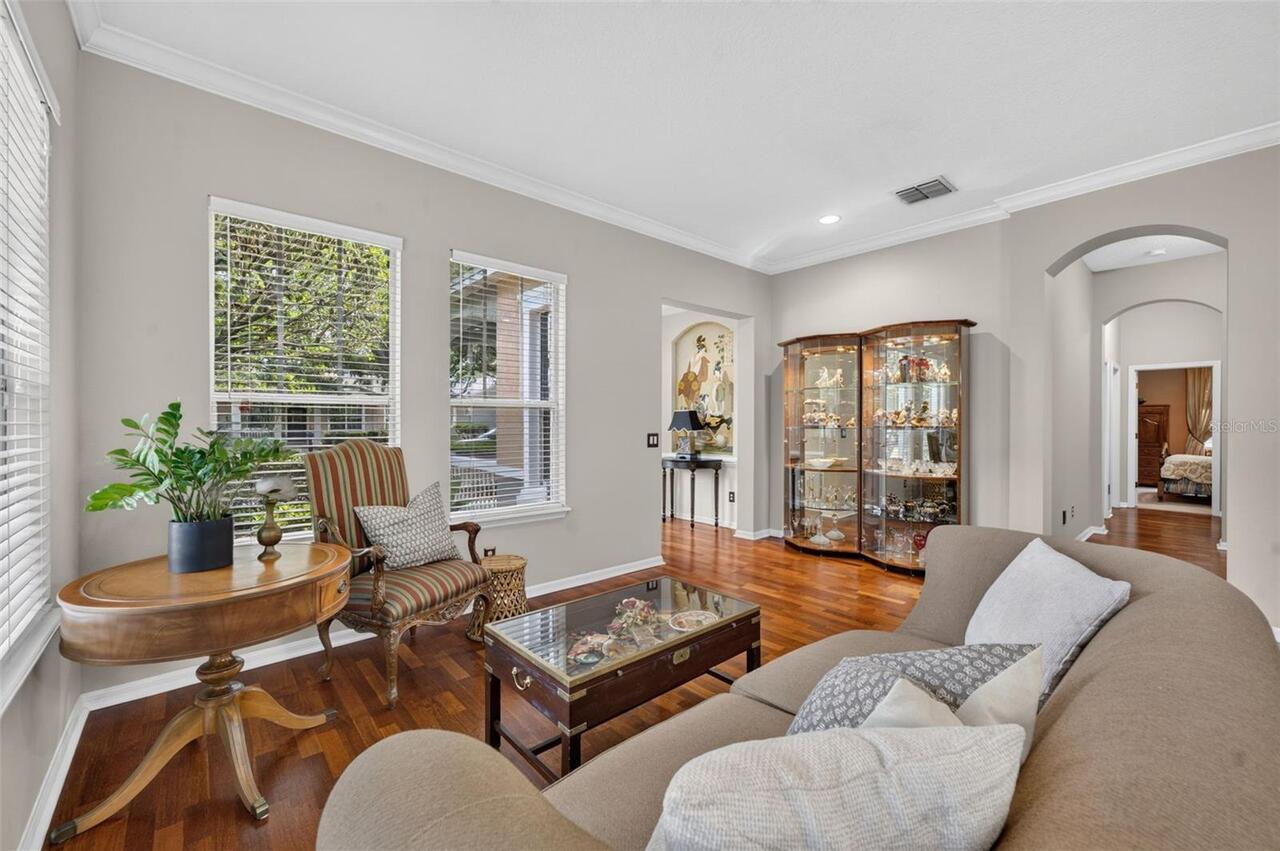 Listing Photo 9