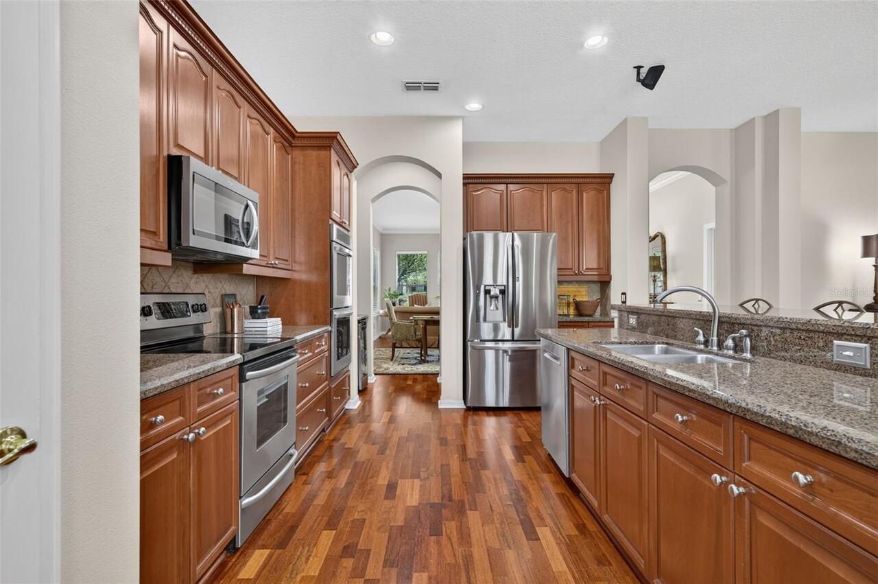 Listing Photo 19