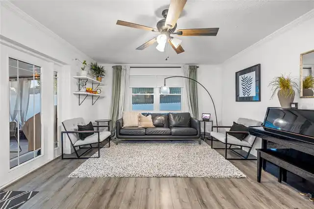 Listing Photo 18