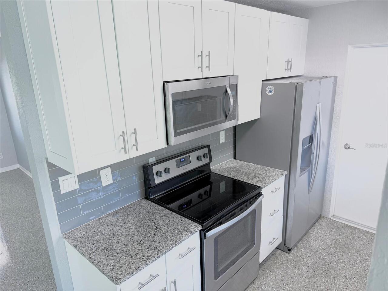 Listing Photo 6