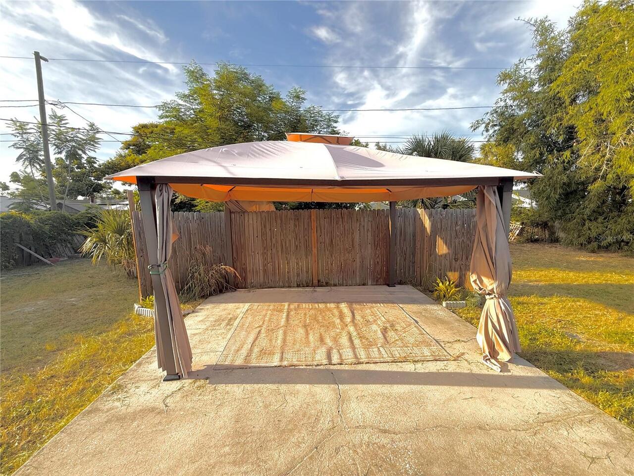 Listing Photo 15