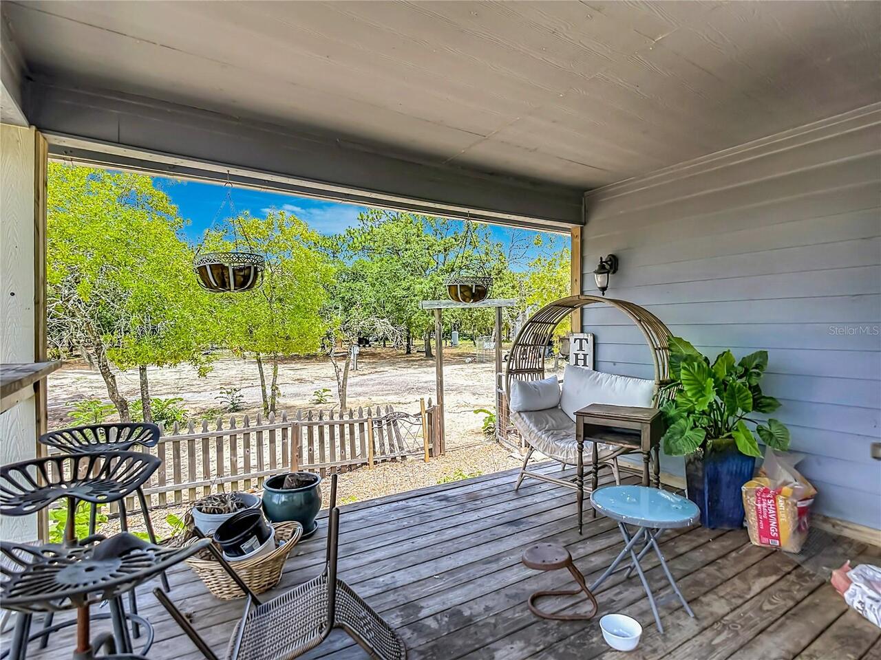 Listing Photo 10