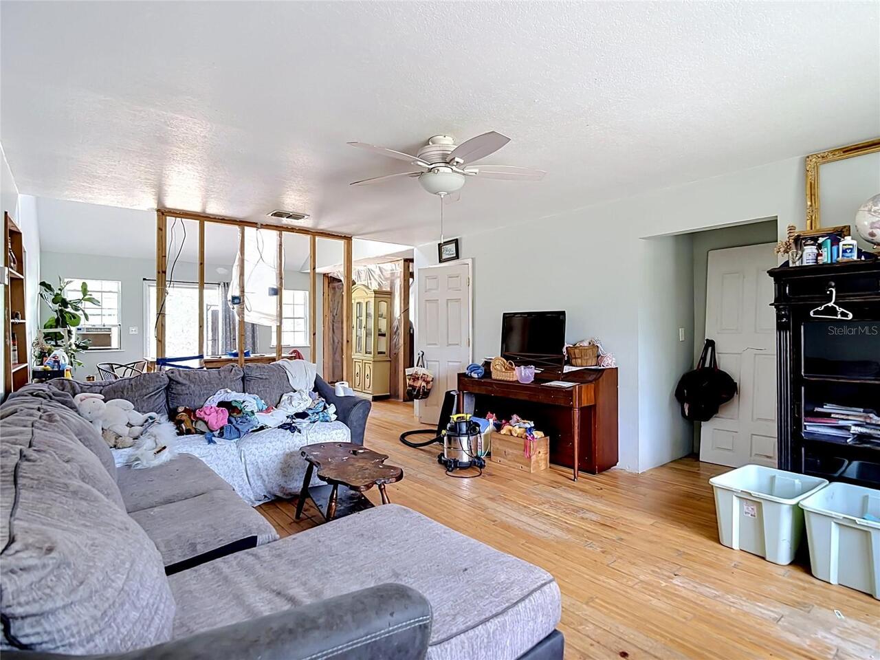 Listing Photo 14