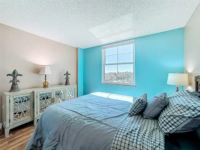 Listing Photo 17