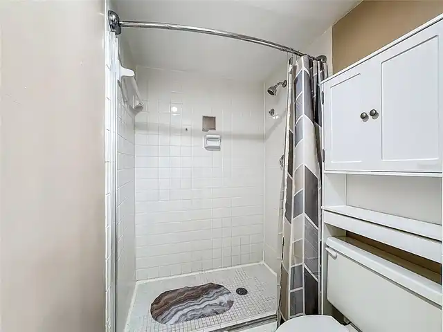 Listing Photo 21