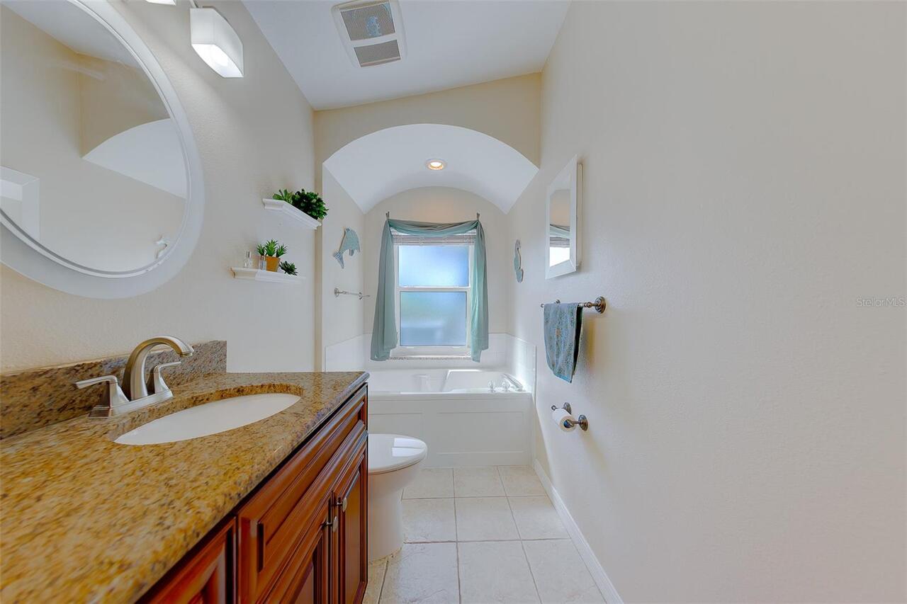 Listing Photo 21