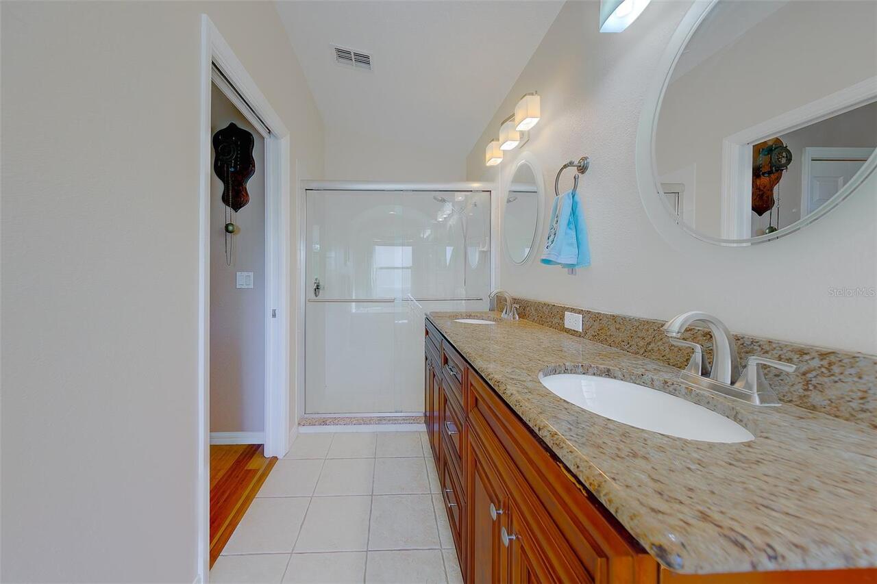 Listing Photo 22