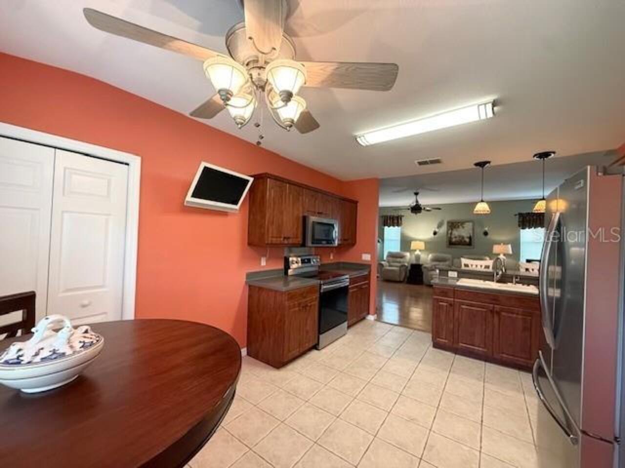 Listing Photo 7